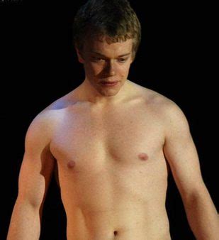 alfie allen dick|ALFIE ALLEN TALKS GETTING HIS WILLY CHOPPED OFF IN。